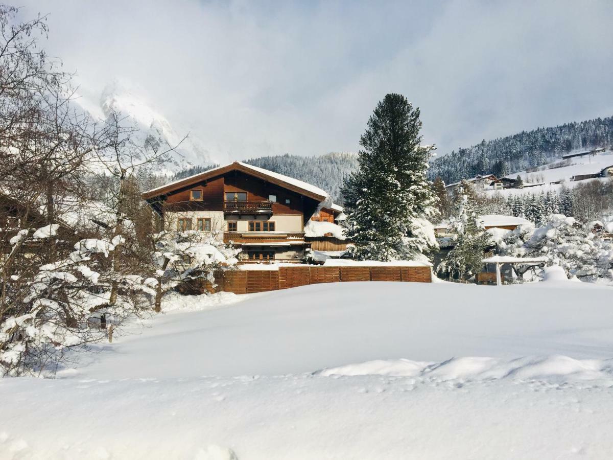 Familienbauernhof - Leogang Apartments Weissbacher Zewnętrze zdjęcie